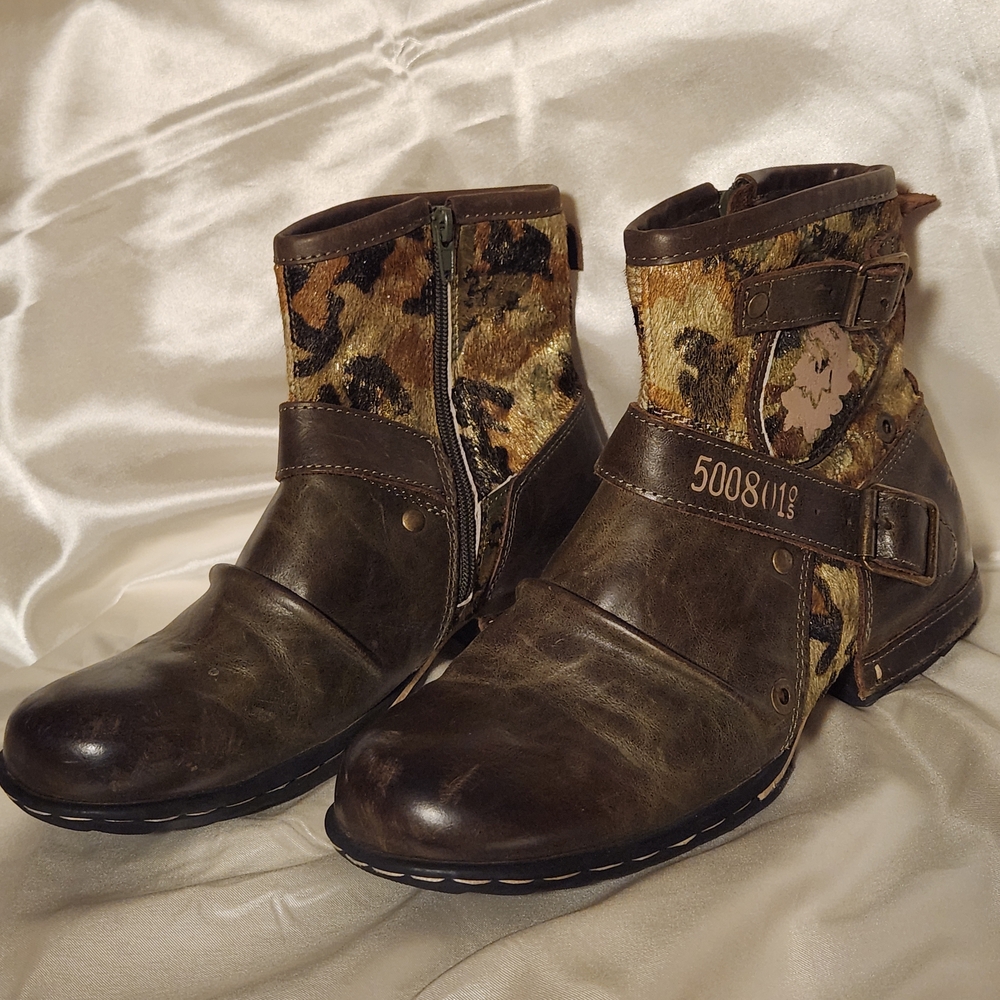 OTTO Brown and Camouflage Leather Boots
